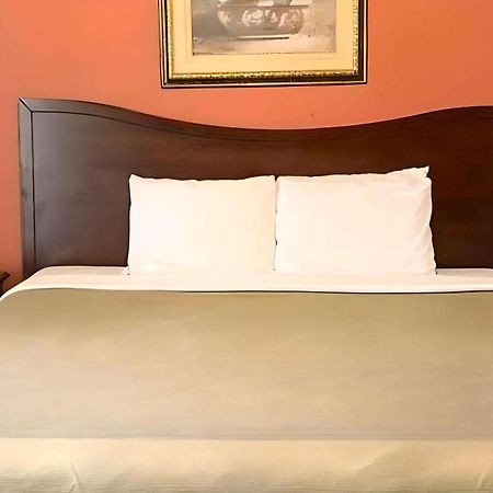 Rodeway Inn Manchester Ngoại thất bức ảnh