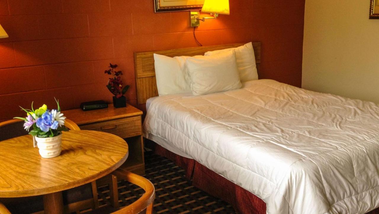 Rodeway Inn Manchester Ngoại thất bức ảnh
