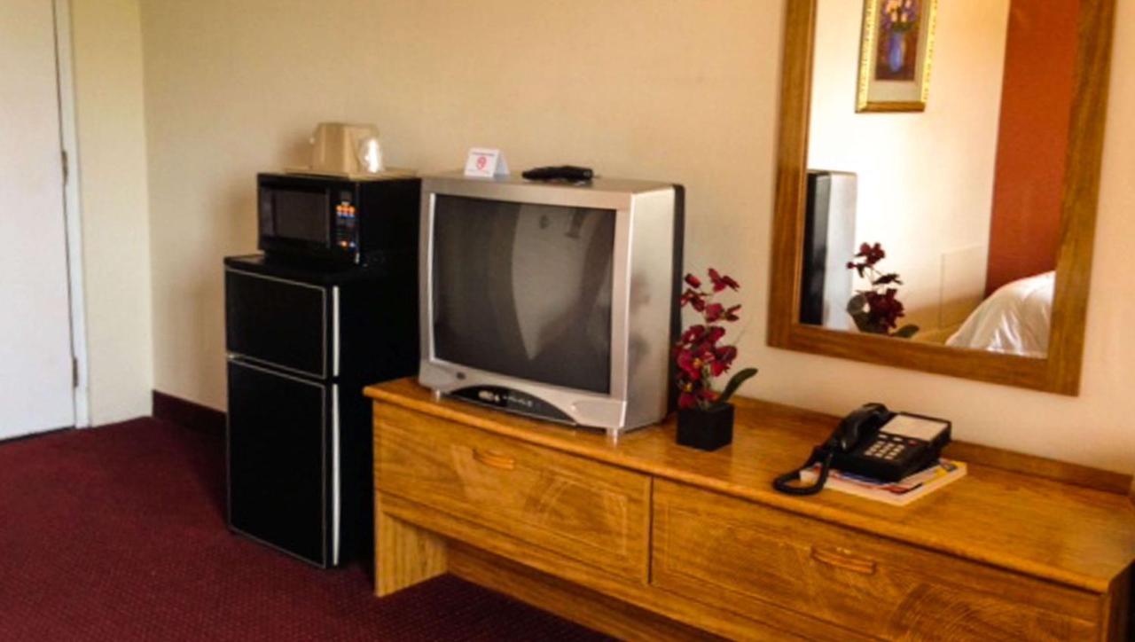 Rodeway Inn Manchester Ngoại thất bức ảnh
